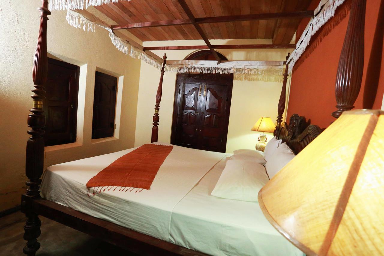 Villa Kusum Hikkaduwa Exterior photo